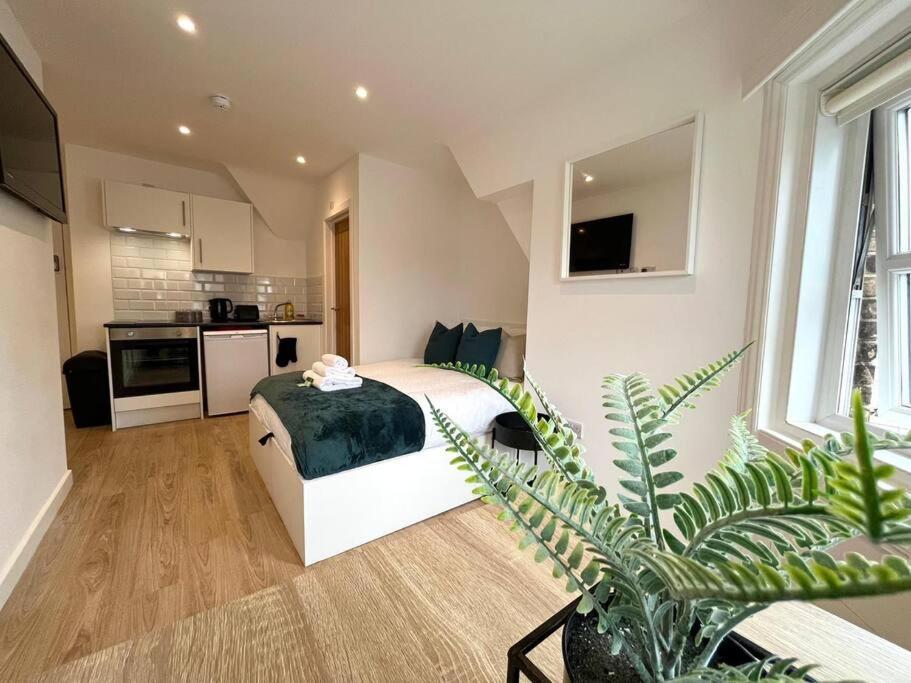 310, The Kove, West Hill Road Apartment Bournemouth Bagian luar foto