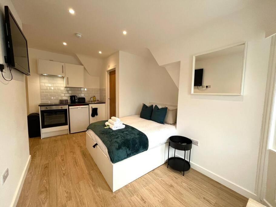 310, The Kove, West Hill Road Apartment Bournemouth Bagian luar foto